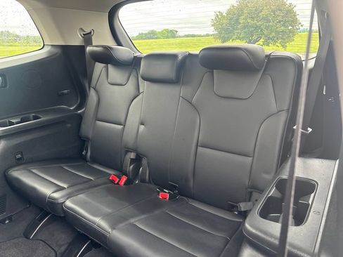 Used 2023 Kia Telluride EX X-Line AWD/4WD image 11