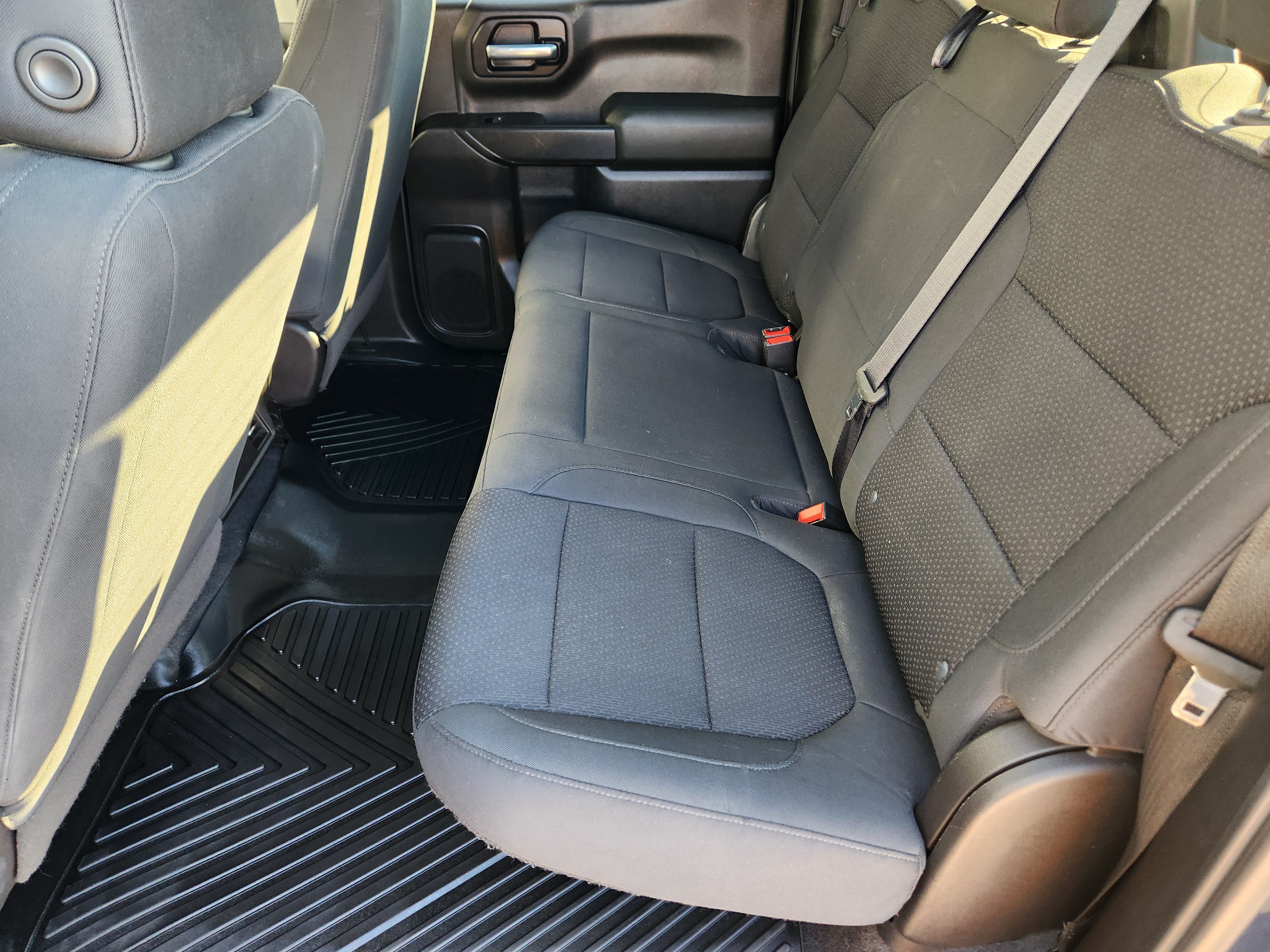 Used 2020 Chevrolet Silverado 1500 Custom w/ Custom Value Package AWD/4WD image 22