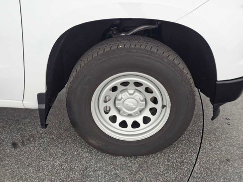 Used 2022 Chevrolet Silverado 1500 W/T w/ Trailering Package image 9