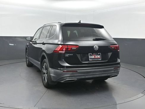 Used 2019 Volkswagen Tiguan SEL FWD image 25