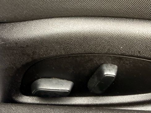 Used 2018 Chevrolet Camaro LT RWD image 16