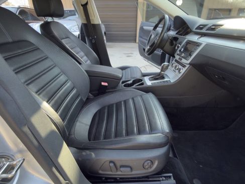 Used 2014 Volkswagen CC Sport image 32