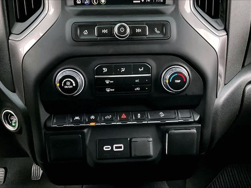 Certified 2024 Chevrolet Silverado 1500 Custom Trail Boss w/ Turbomax Blackout Package AWD/4WD image 34