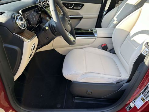 New 2027 Mercedes-Benz GLC 300 4MATIC image 20