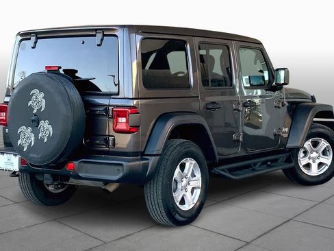 Used 2021 Jeep Wrangler Unlimited Sport w/ Sun And Sound Package image 13