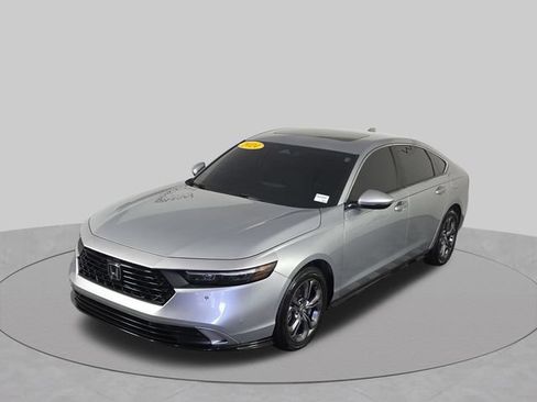 Used 2024 Honda Accord EX-L image 44