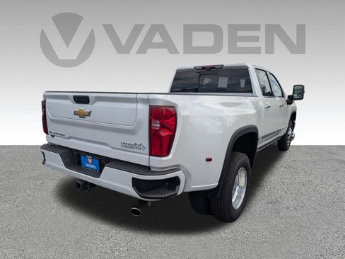 New 2024 Chevrolet Silverado 3500 High Country w/ High Country Premium Package image 27