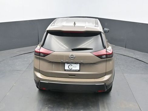 Used 2025 Nissan Rogue SV image 48