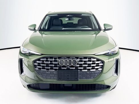 Certified 2025 Audi Q5 Premium w/ Premium Plus AWD/4WD image 2