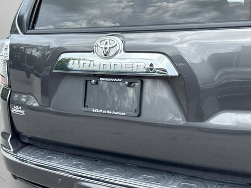 Used 2016 Toyota 4Runner Limited RWD image 31