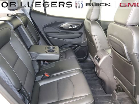 Certified 2024 GMC Terrain SLT w/ LPO, Floor Liner Package AWD/4WD image 18