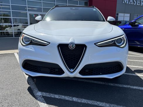 Used 2021 Alfa Romeo Stelvio Ti Sport AWD/4WD image 13