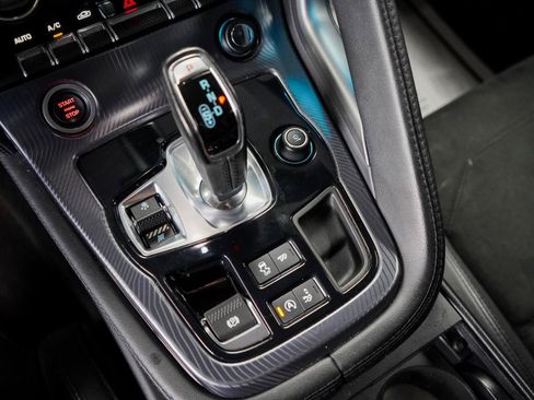 Used 2020 Jaguar F-TYPE Coupe RWD image 15