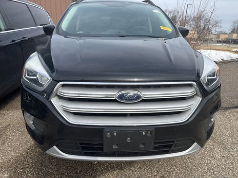 Used 2019 Ford Escape SEL w/ Sun & Style Package image 2