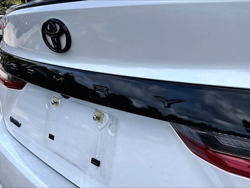 Used 2025 Toyota Camry XSE image 9