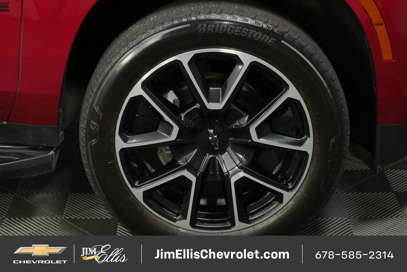 Used 2025 Chevrolet Tahoe RST w/ Comfort Package AWD/4WD image 35