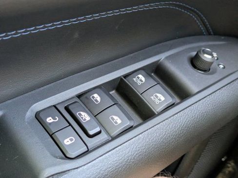New 2026 Jeep Compass Latitude AWD/4WD image 21