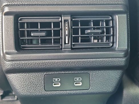 Used 2025 Honda Accord SE image 17