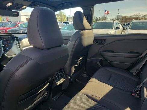 Used 2025 Subaru Forester Premium image 10