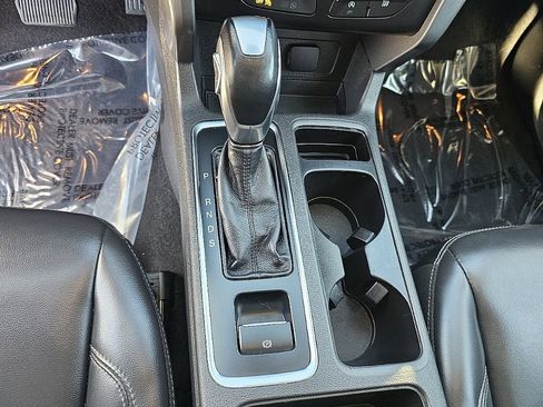 Used 2019 Ford Escape SEL image 33