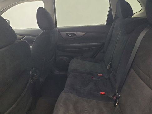 Used 2014 Nissan Rogue SV image 18