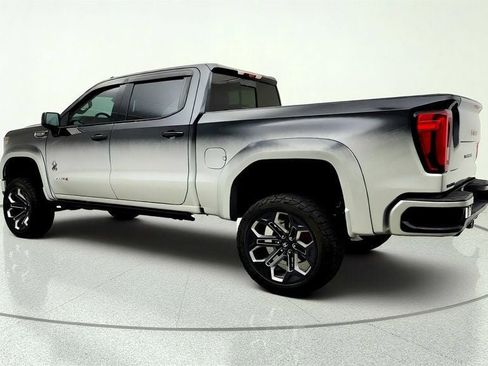 Used 2023 GMC Sierra 1500 AT4 w/ AT4 Premium Package AWD/4WD image 7