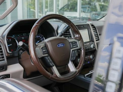 Used 2019 Ford F450 Limited AWD/4WD image 29