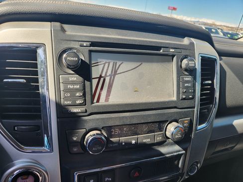 Used 2016 Nissan Titan PRO-4X image 19