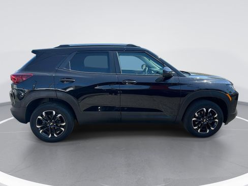 Used 2023 Chevrolet TrailBlazer LT w/ Convenience Package AWD/4WD image 4