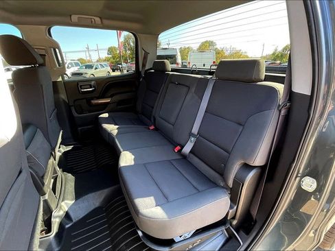 Used 2017 GMC Sierra 1500 SLE w/ SLE Value Package image 26