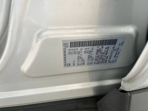 Used 2025 Nissan Rogue SV AWD/4WD image 31