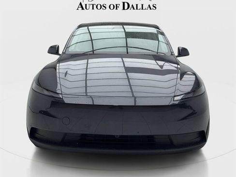 Used 2026 Tesla Model Y 2WD image 3