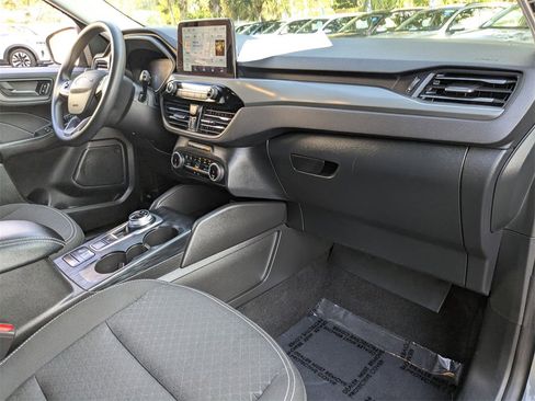 Used 2025 Ford Escape Active image 30