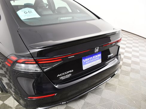 Certified 2025 Honda Accord Sport image 15