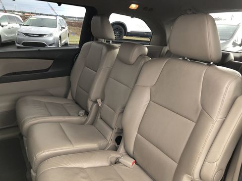 Used 2017 Honda Odyssey EX-L image 14