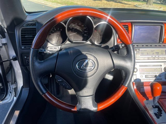 Used 2006 Lexus SC 430 Convertible RWD image 8