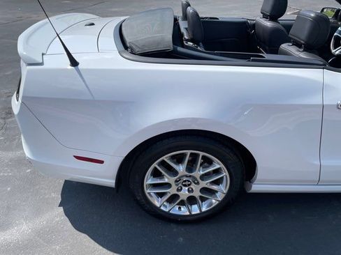 Used 2014 Ford Mustang Premium w/ Equipment Group 202A image 28