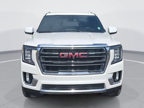 Certified 2022 GMC Yukon SLT w/ SLT Luxury Package AWD/4WD image 10
