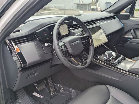 New 2026 Land Rover Range Rover Sport Dynamic SE AWD/4WD image 13
