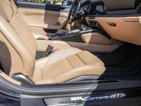 Used 2024 Porsche 911 Cabriolet image 36