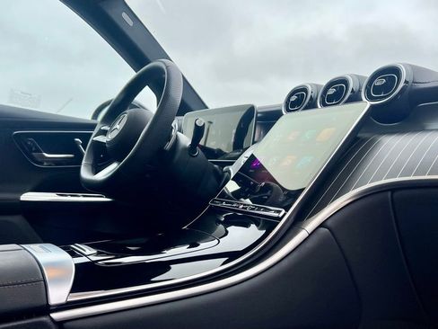 Certified 2026 Mercedes-Benz GLC 300 4MATIC image 10