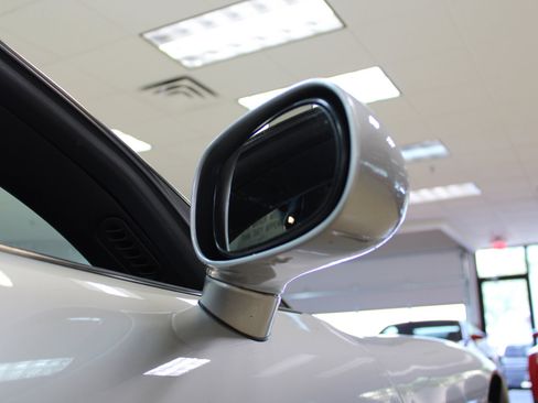 Used 2004 Chevrolet Corvette Convertible w/ Preferred Equipment Group image 23