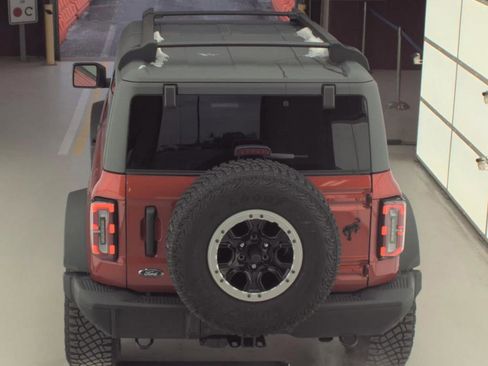 Used 2024 Ford Bronco Badlands w/ Sasquatch Package image 6