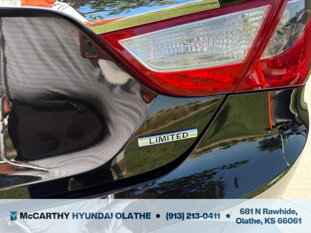 Used 2011 Hyundai Sonata Limited FWD image 23