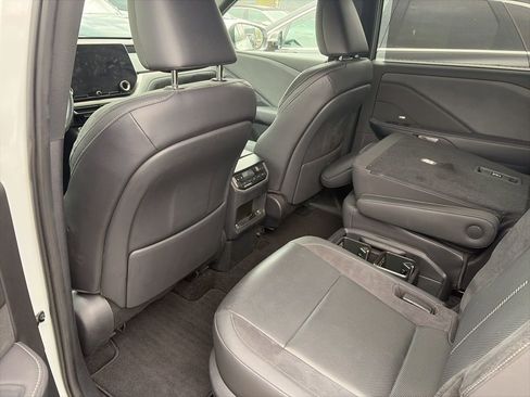 Used 2024 Lexus TX 350 AWD w/ Technology Package image 9