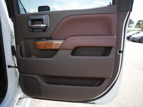 Used 2017 Chevrolet Silverado 3500 High Country w/ Duramax Plus Package image 35