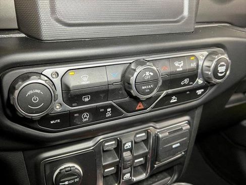 Certified 2022 Jeep Wrangler Unlimited Sport image 34