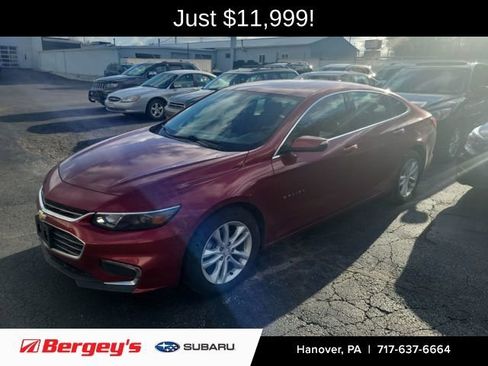 Used 2017 Chevrolet Malibu LT image 1
