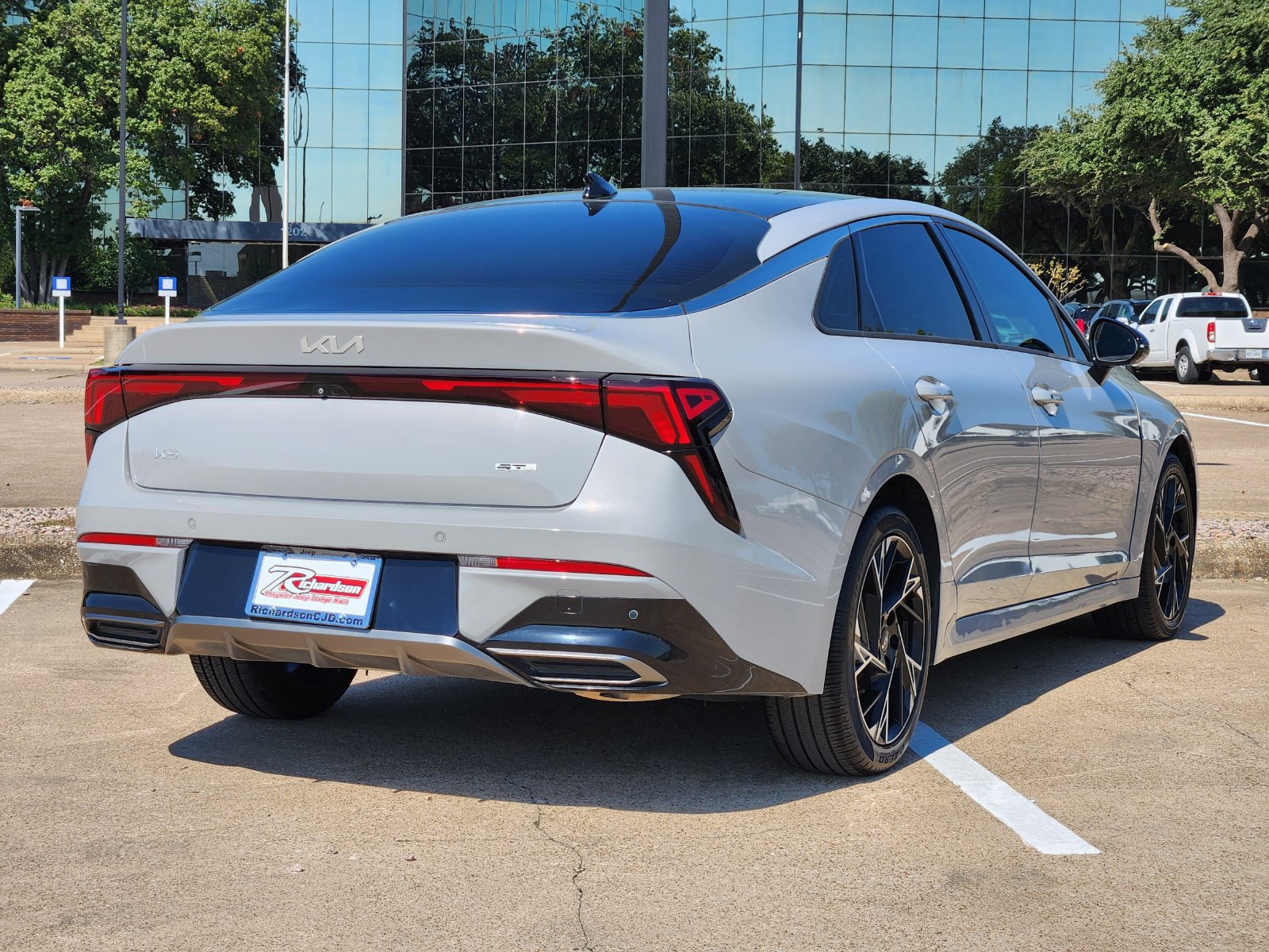 Used 2025 Kia K5 GT-Line w/ GT-Line Premium Package FWD image 6