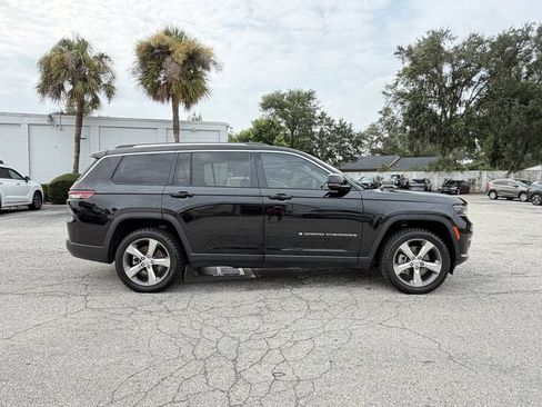 Used 2022 Jeep Grand Cherokee L Limited RWD image 4
